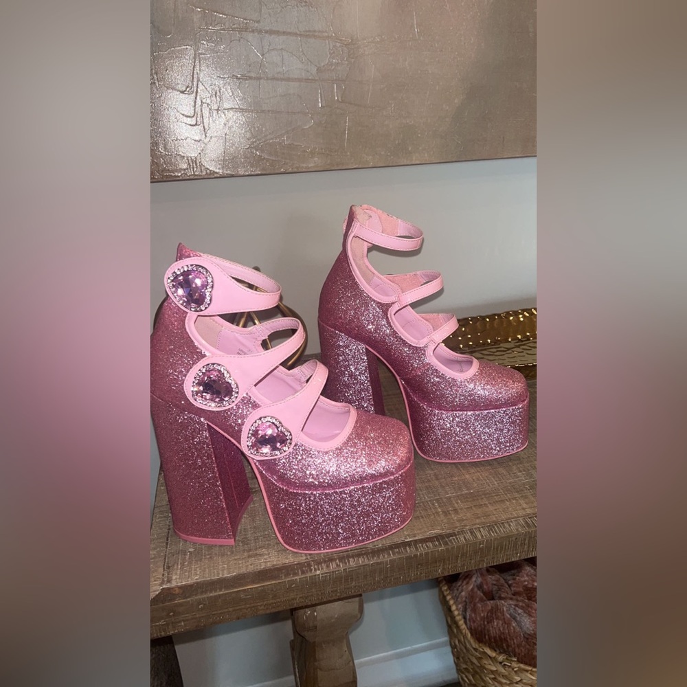 🚫SOLD🚫NWOB Sugar Thrillz ‘Down to play’ pink glitter platform heels sz5 - Picture 9 of 11